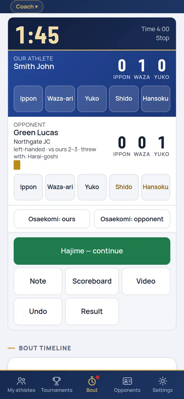 Bout screen: scoreboard timer, scores of our athlete and the opponent, scoring buttons